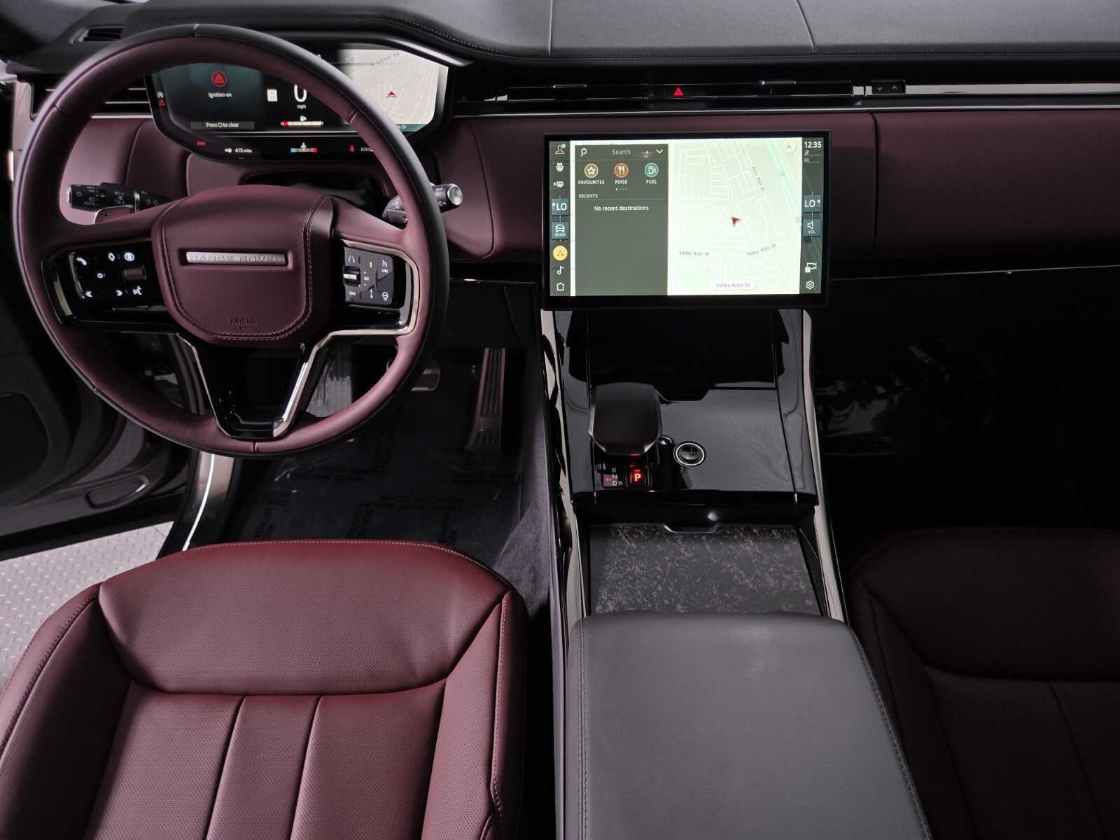 2025 Land Rover Range Rover Sport SE photo 3