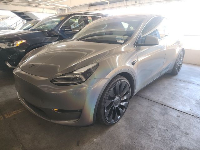 2023 Tesla Model Y Performance photo 29