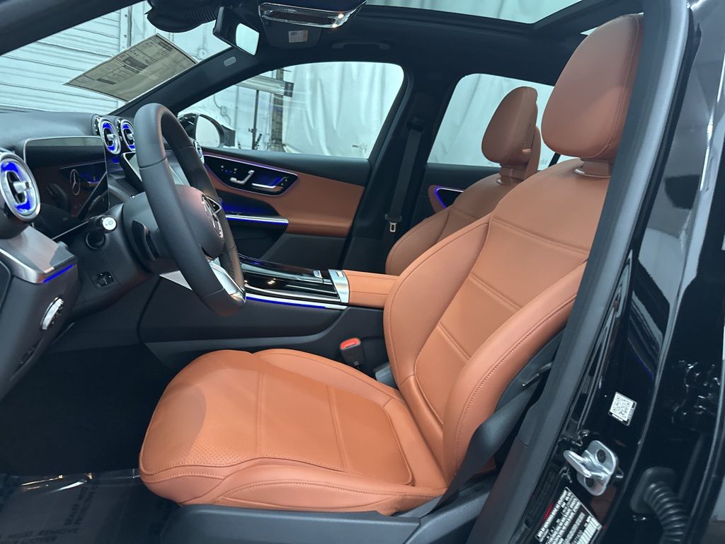 2026 Mercedes Benz GLC 300 photo 17