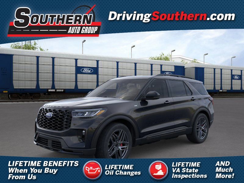 2025 Ford Explorer ST-LINE's photo