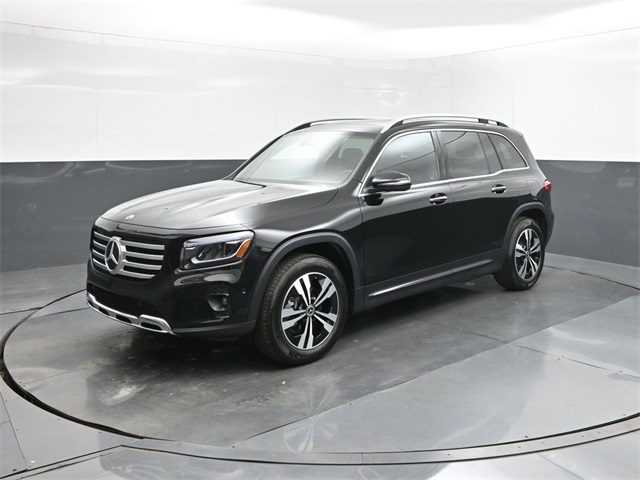 2026 Mercedes-Benz GLB Base's photo