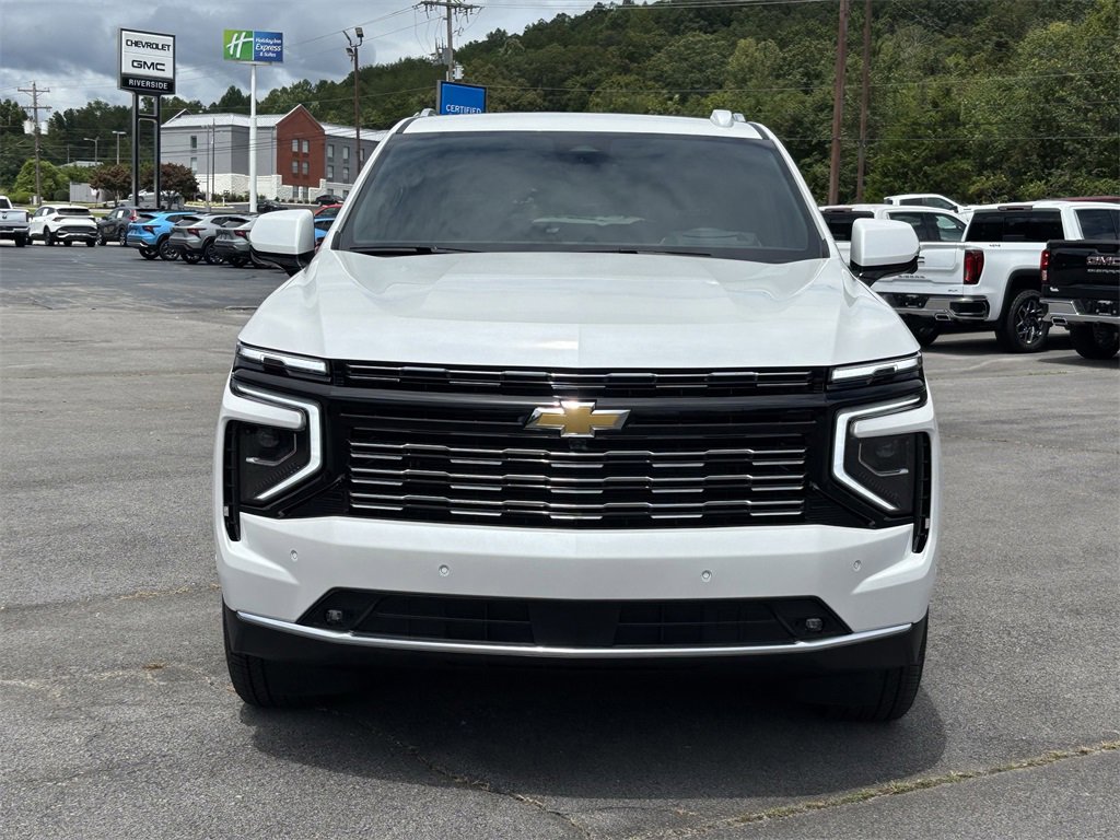 2025 Chevrolet Tahoe High Country photo 3