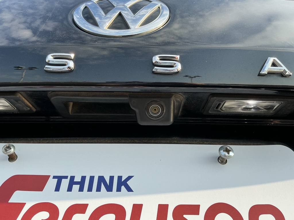 2021 Volkswagen Passat 2.0T SE photo 14