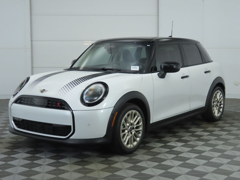 2026 MINI Hardtop 4 Door S's photo