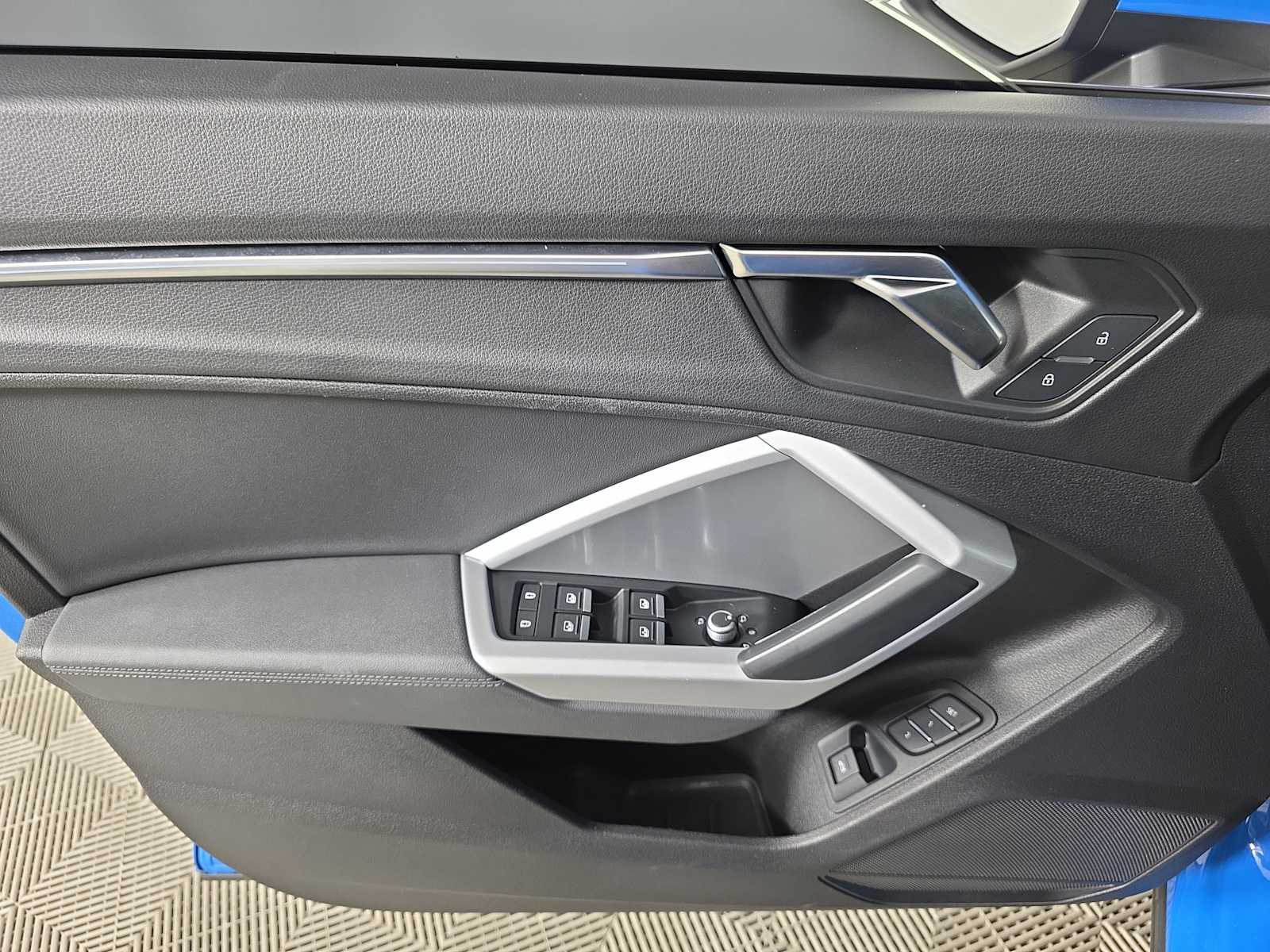 2022 Audi Q3 S line Premium Plus photo 24