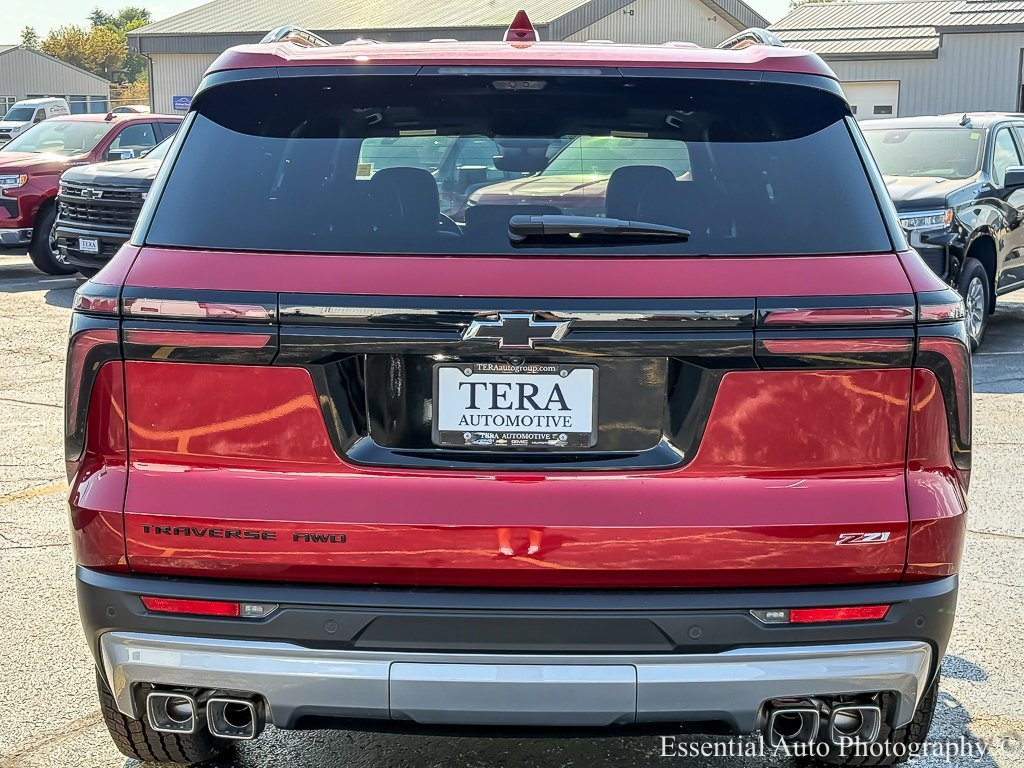 2026 Chevrolet Traverse Z71 photo 4