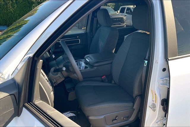 2025 Ram 2500 Big Horn photo 9