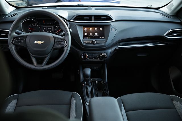 2023 Chevrolet Trailblazer LT photo 25