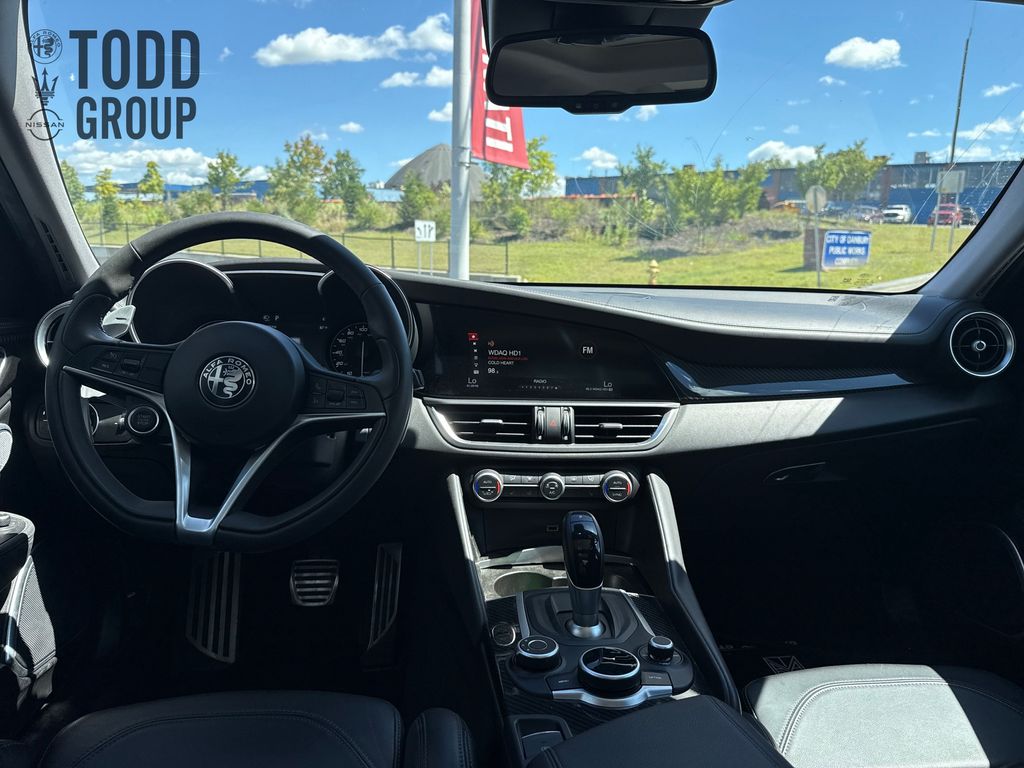 2019 Alfa Romeo Giulia Ti Sport photo 10