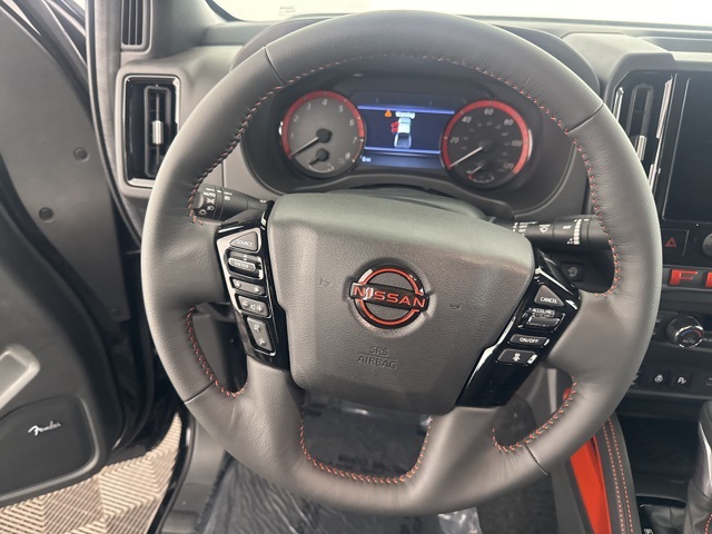 2025 Nissan Frontier PRO-4X photo 25
