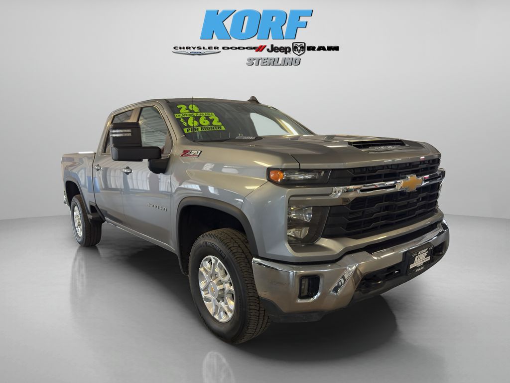 2024 Chevrolet Silverado 2500HD LT photo 3