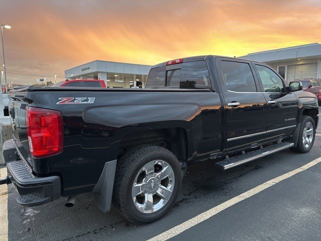 2017 Chevrolet Silverado 1500 LTZ photo 4