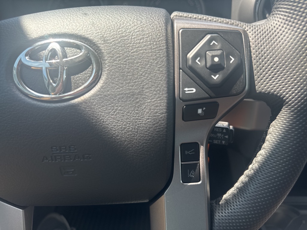 2022 Toyota Tacoma SR5 photo 14