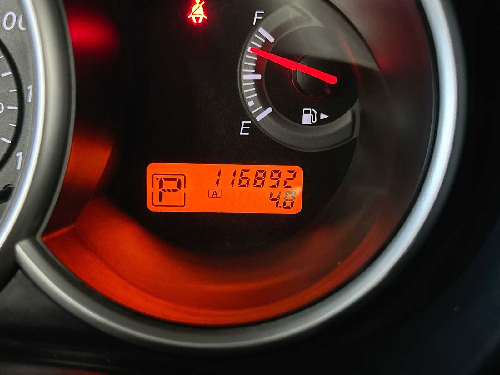 2011 Nissan Versa 1.8 S photo 23