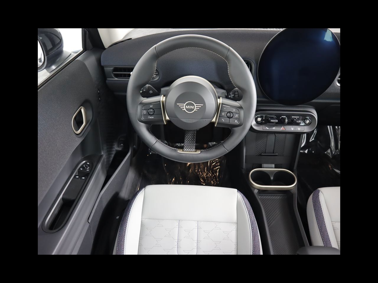 2025 Mini Cooper 2 Door Hardtop Signature photo 10