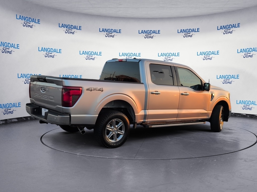 2024 Ford F-150 XLT photo 2
