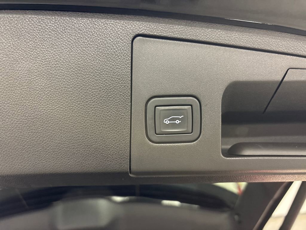 2022 Cadillac XT4 Luxury photo 27