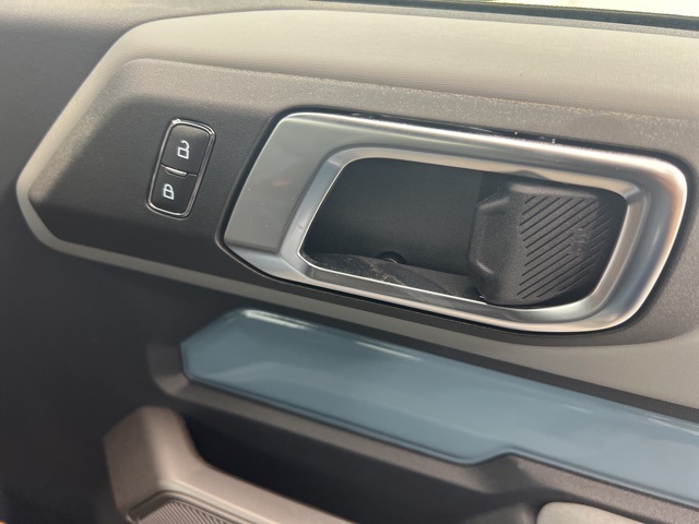 2023 Ford Bronco Badlands photo 20