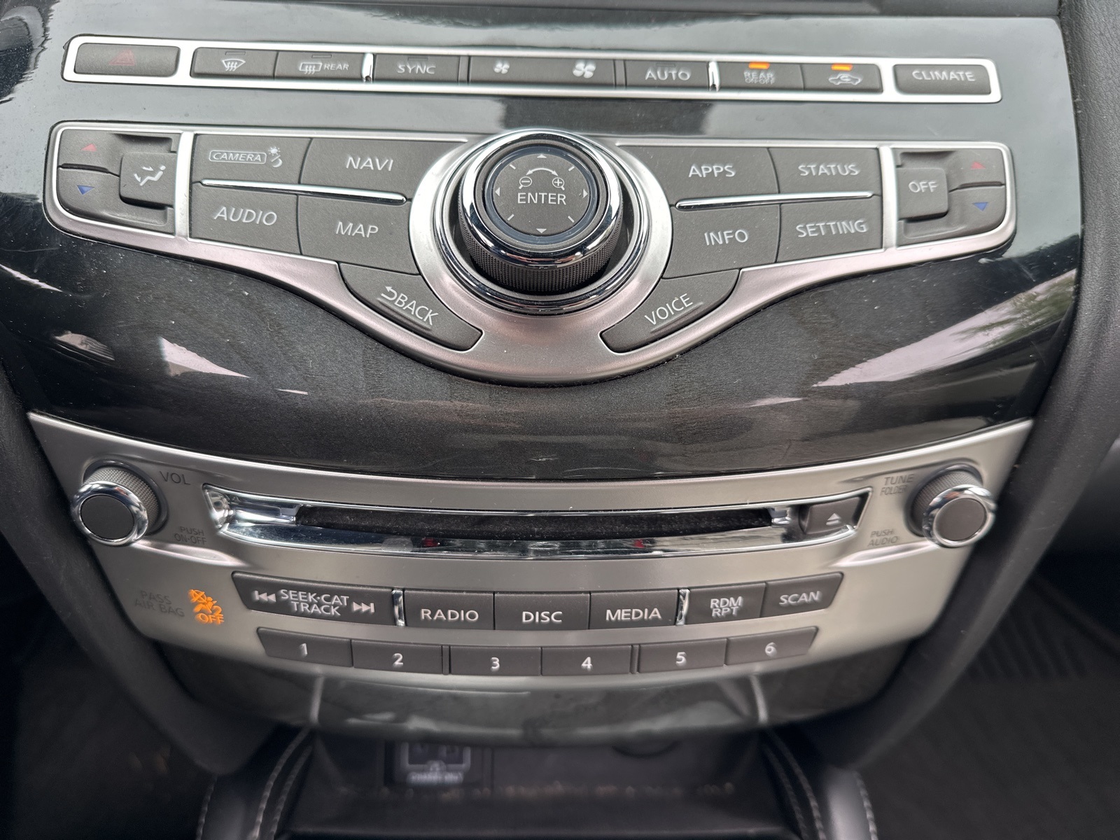 2019 Infiniti QX60 Luxe photo 8