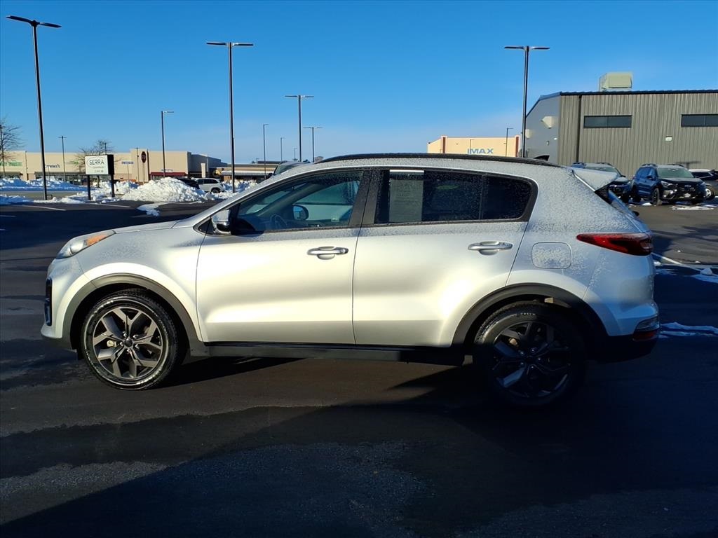 Used 2022 Kia Sportage Nightfall with VIN KNDP63AC0N7961705 for sale in Savoy, IL