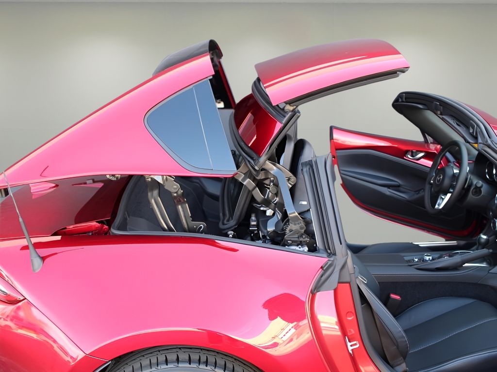 2025 Mazda MX-5 Miata Miata RF Grand Touring photo 10