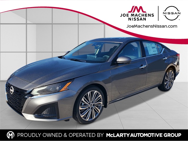 2025 Nissan Altima SL's photo