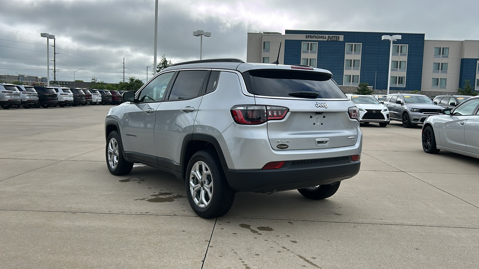 2025 Jeep Compass Latitude photo 5