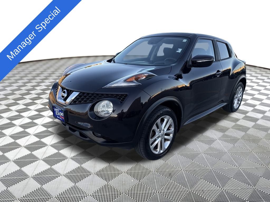 2016 Nissan Juke SV's photo