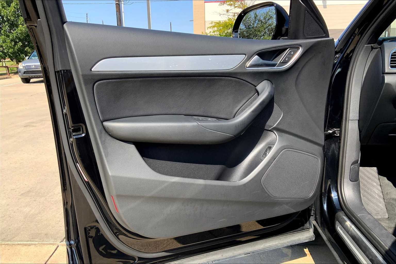 2018 Audi Q3 Premium photo 20