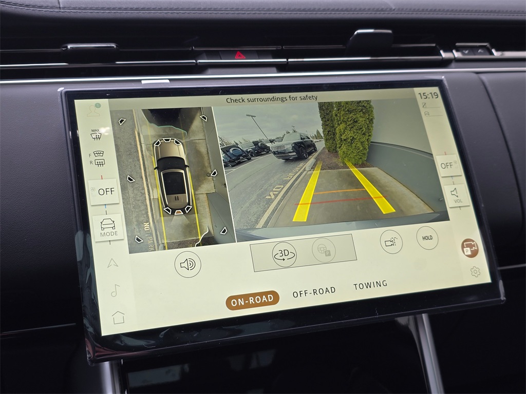 2025 Land Rover Range Rover SE photo 11