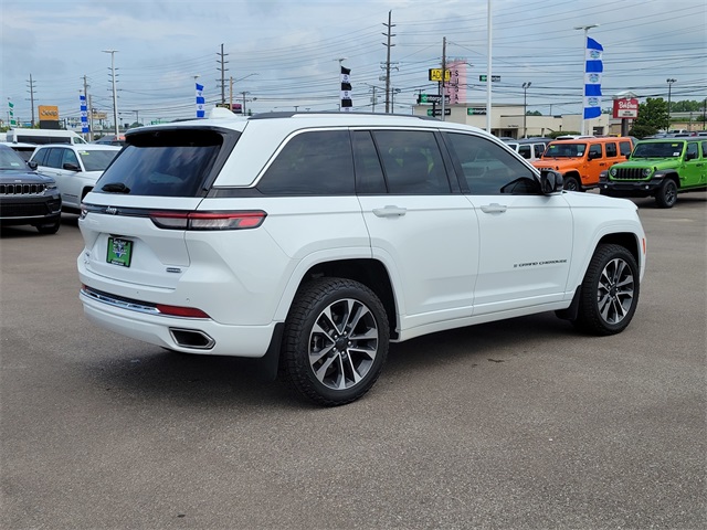 2022 Jeep Grand Cherokee Overland photo 5