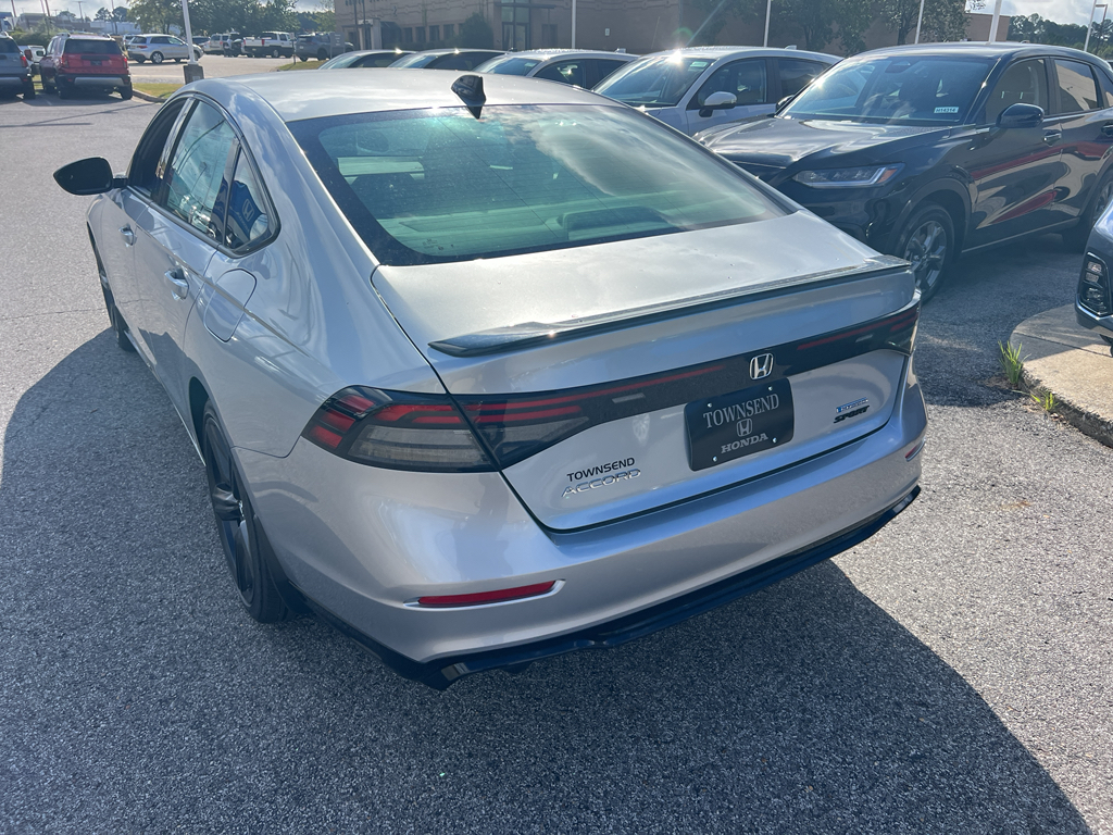 2025 Honda Accord Hybrid Sport-L photo 4