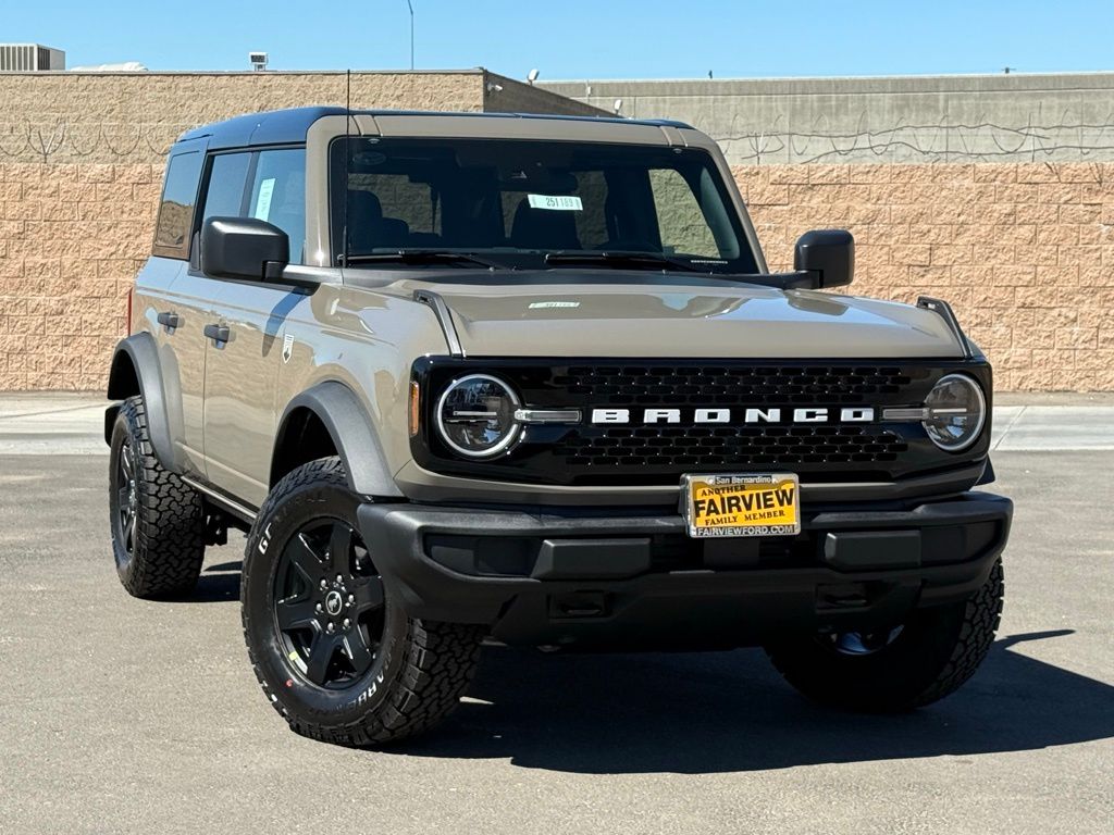 2025 Ford Bronco Big Bend photo 2