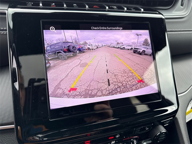 2025 Jeep Grand Cherokee Altitude X photo 3