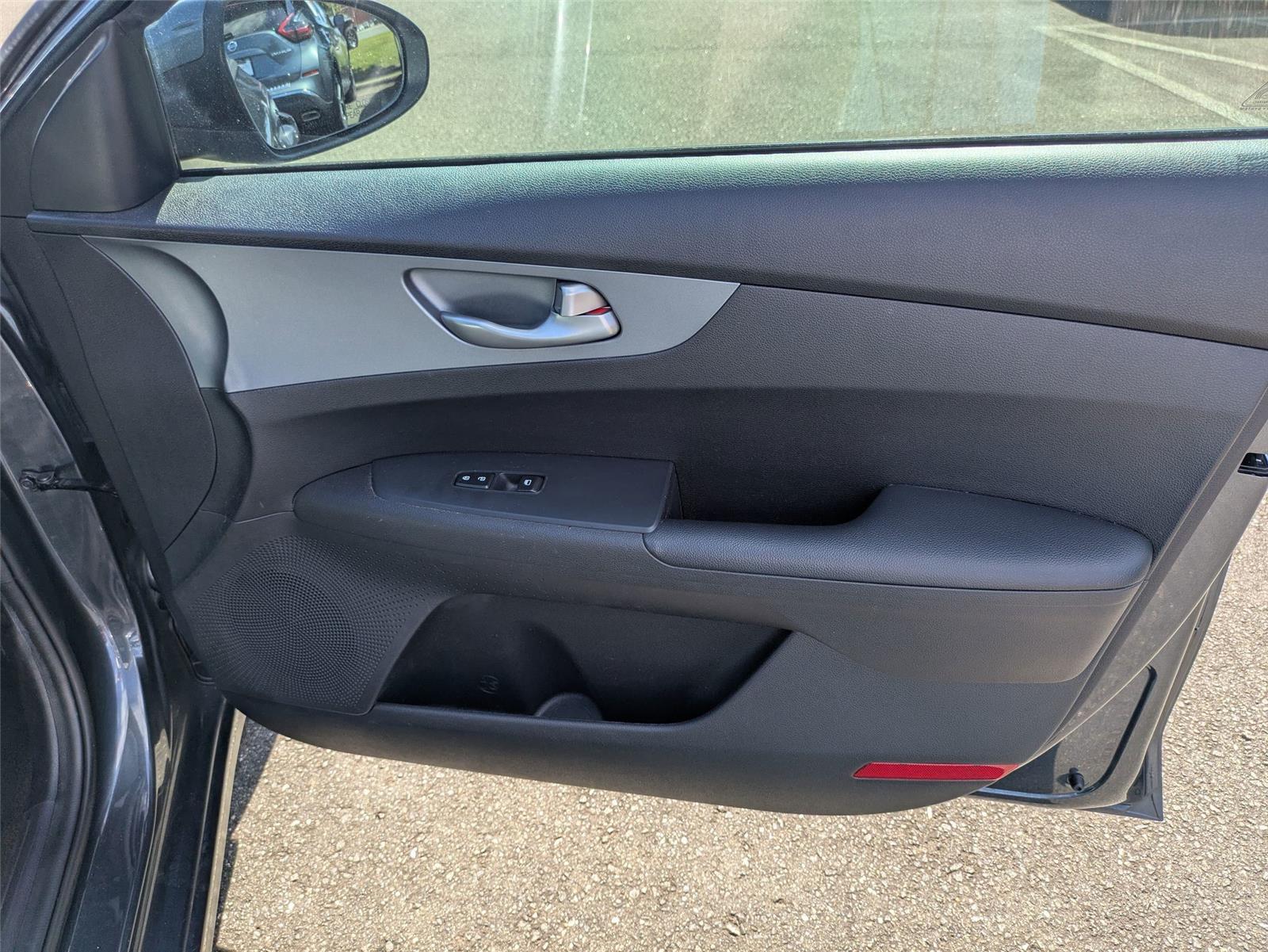 2021 Kia Forte FE photo 29
