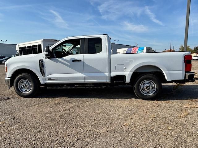 2024 Ford F-350 XL photo 4