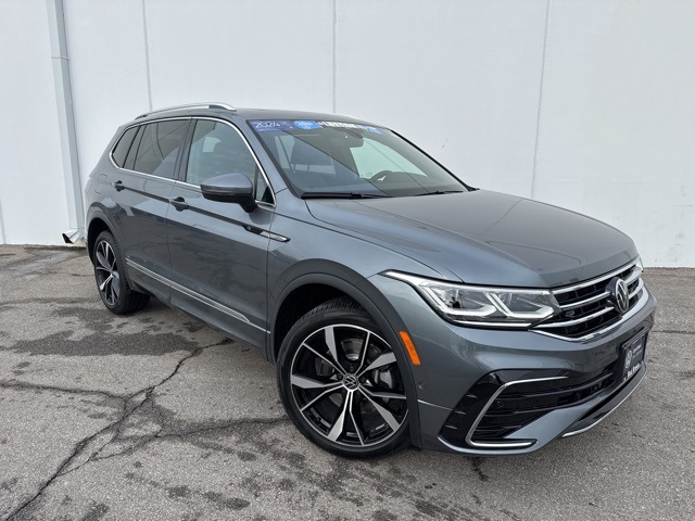 Certified 2024 Volkswagen Tiguan SEL R-LINE with VIN 3VV4B7AX7RM212633 for sale in Kansas City
