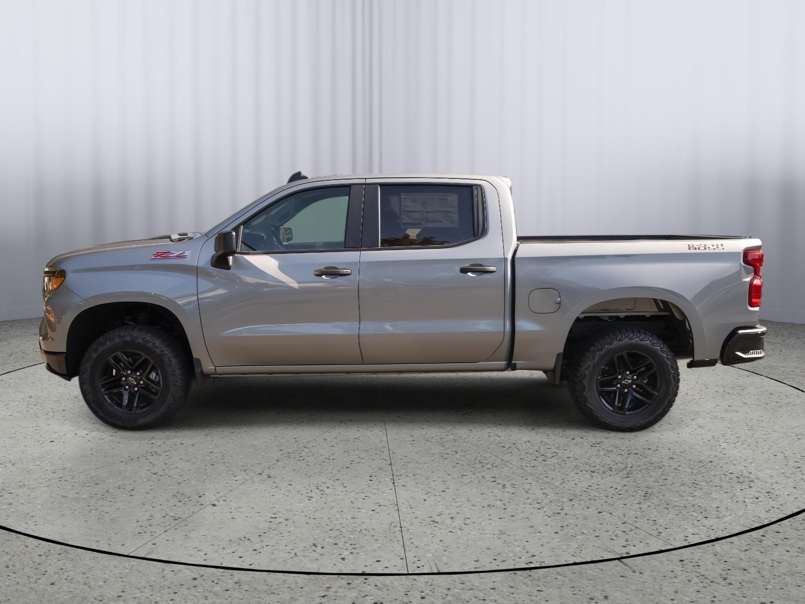 2025 Chevrolet Silverado 1500 Custom Trail Boss photo 4