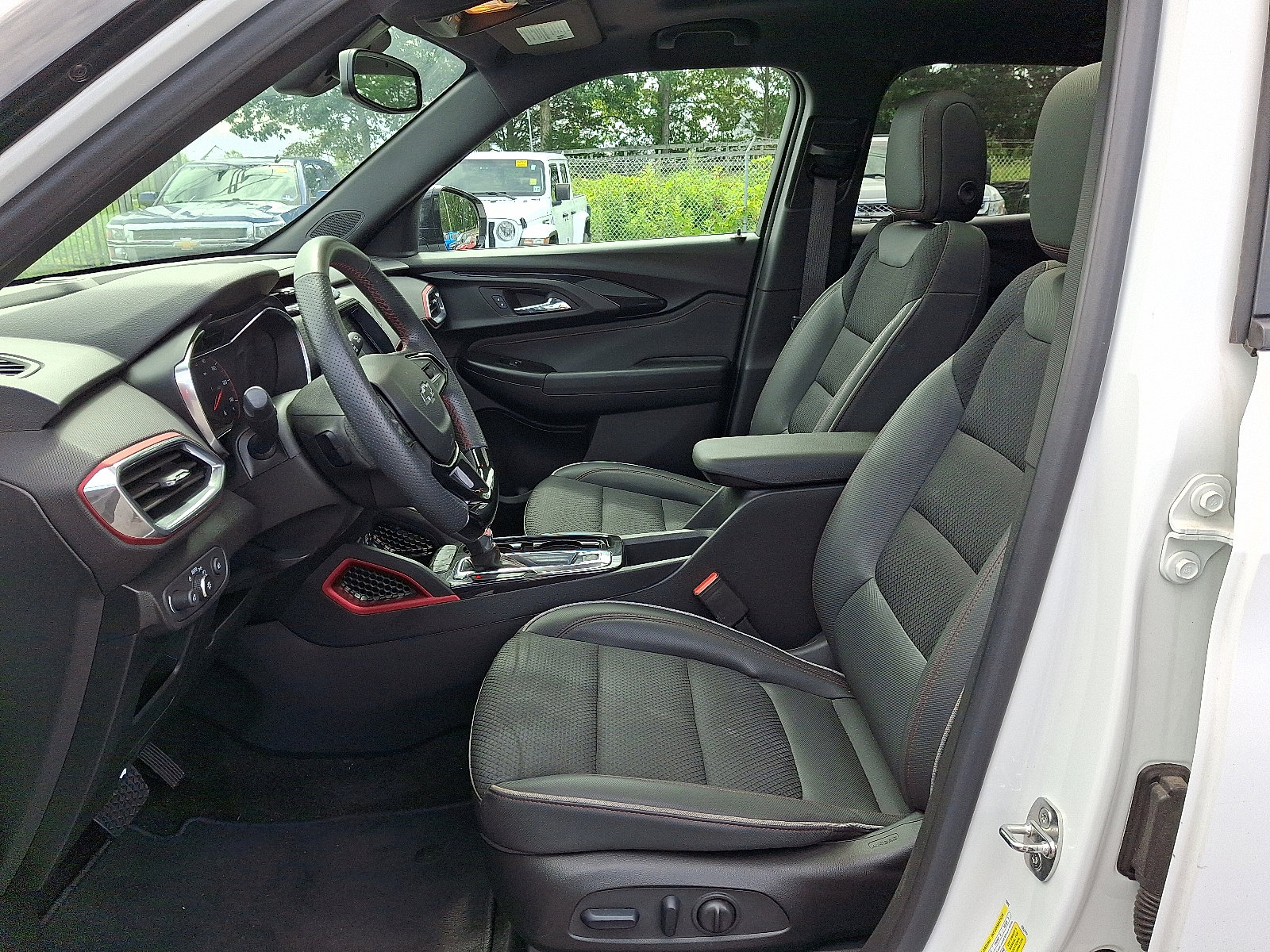 2023 Chevrolet Trailblazer RS photo 12