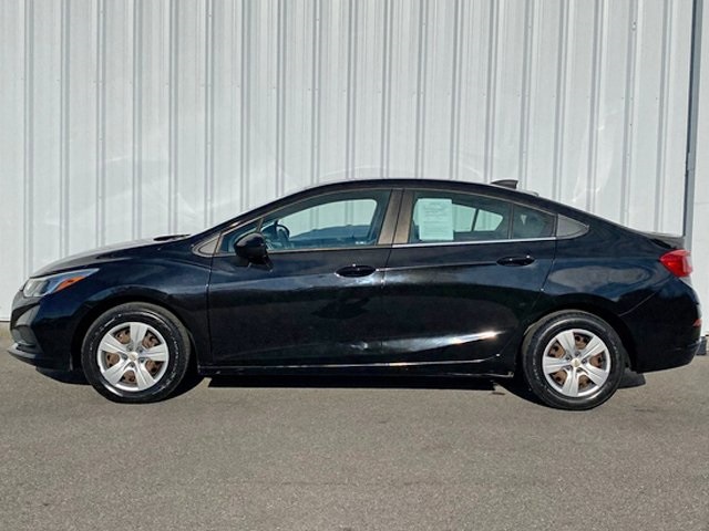 2016 Chevrolet Cruze LS photo 5