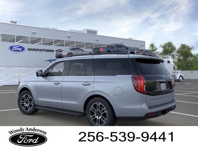 2025 Ford Expedition photo 4