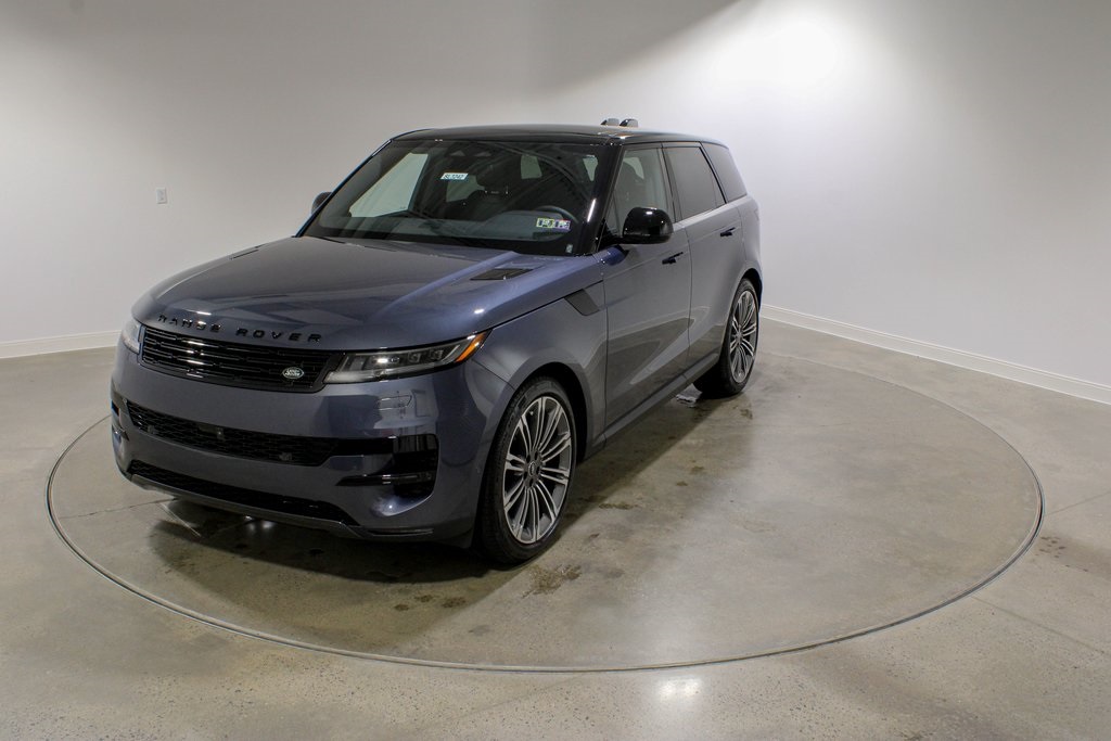 2025 Land Rover Range Rover Sport SE's photo