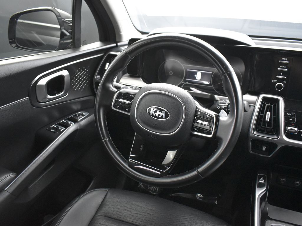 2021 Kia Sorento Hybrid S photo 13