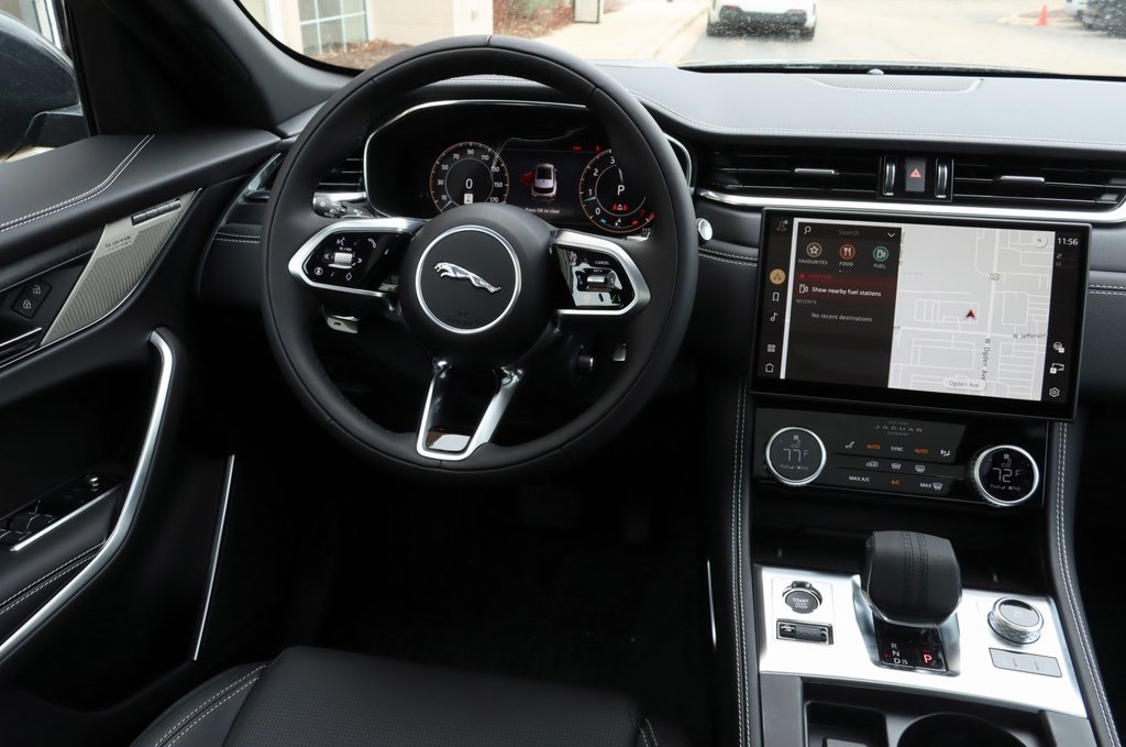 2026 JAGUAR F-PACE - Image 15