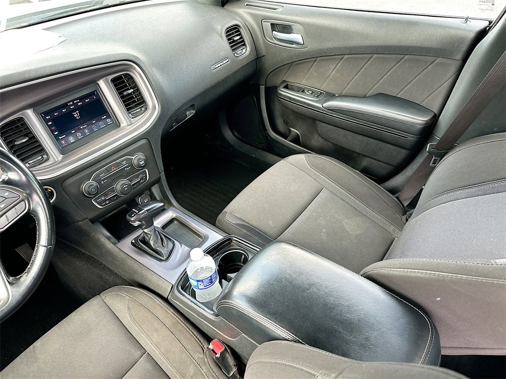 2021 Dodge Charger SXT photo 21