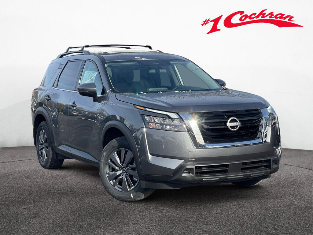 2025 Nissan Pathfinder SV's photo