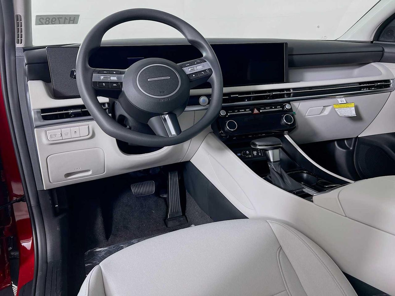 2025 Hyundai Tucson SEL photo 4