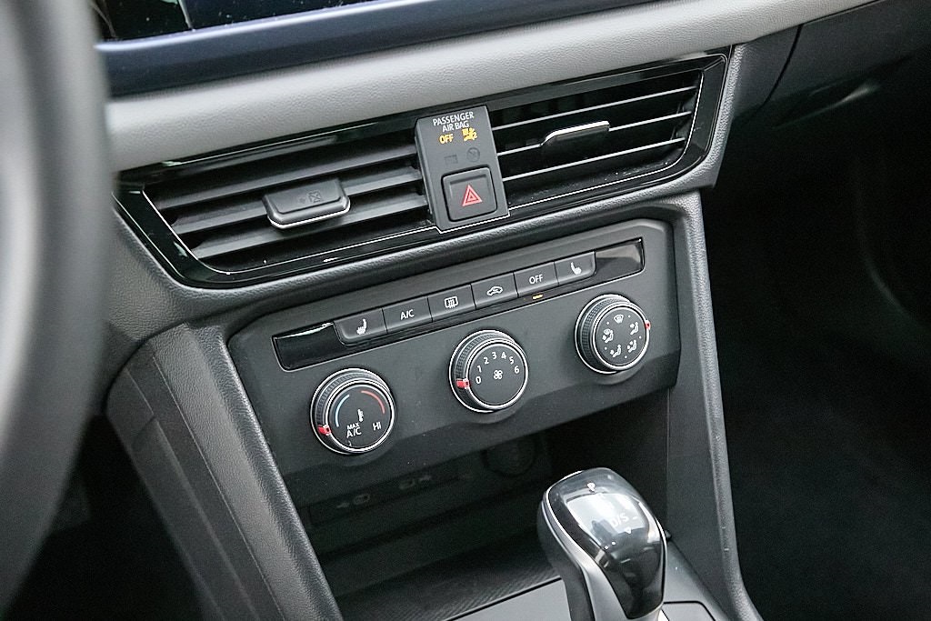 2022 VOLKSWAGEN TAOS - Image 17