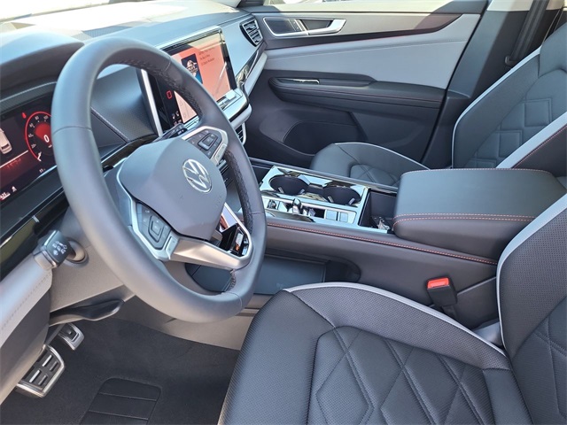 2025 Volkswagen Atlas Peak Edition SE photo 10