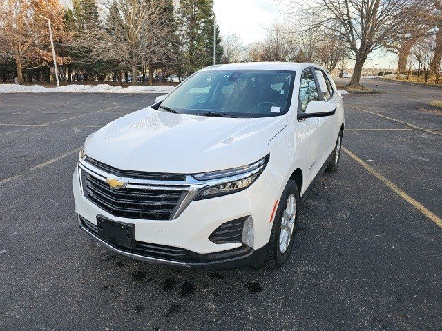 2024 Chevrolet Equinox LT's photo